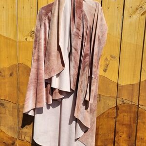 Elegant Pink Women's Poncho